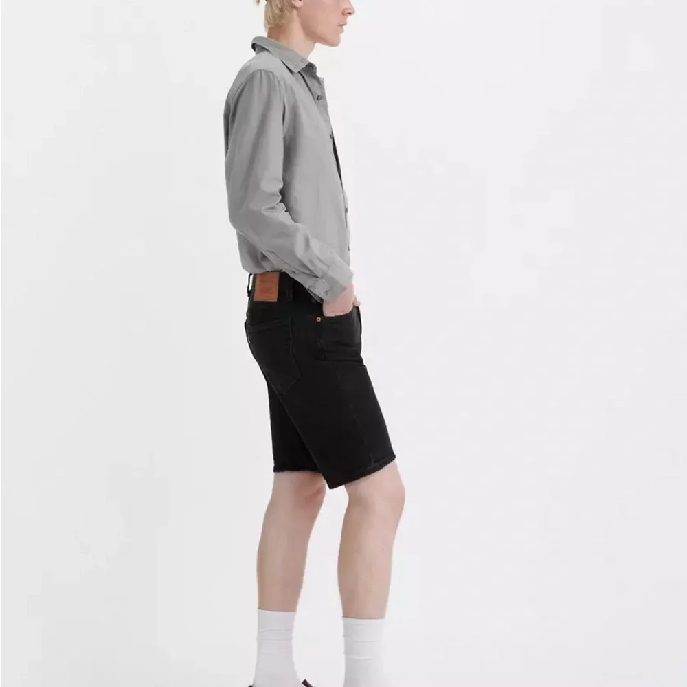 NWT Levis 501® ORIGINAL FIT 9